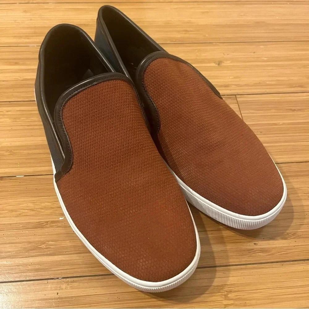 LOGO By LORI GOLDSTEIN Vicki Slip On Leather Sneakers